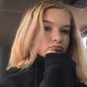 Meet your Posher, Kharli